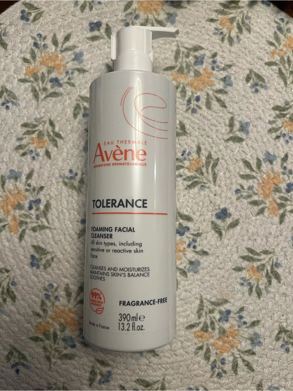 Avene Tolerance Foaming Facial Cleanser